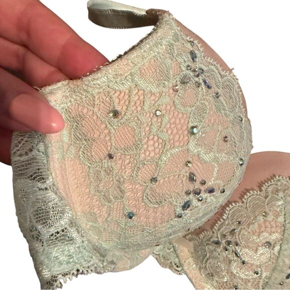 Victoria’s Secret Size 32B Dream Angels Push Up Bra Rhinestone Crystal Bling - Picture 2 of 5